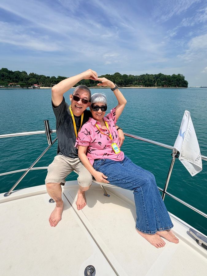 Seniors on private yacht trip to Lazarus Island with Edufarm
